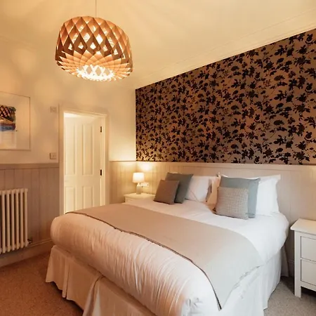 27 The Terrace Bed & Breakfast