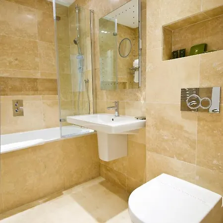 Bed & Breakfast 27 The Terrace 5*